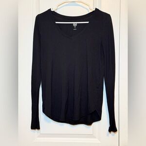 SO Black V Neck Long Sleeve Tee